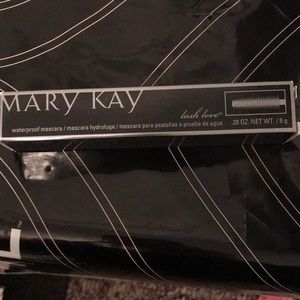 Mary Kay lash love waterproof mascara